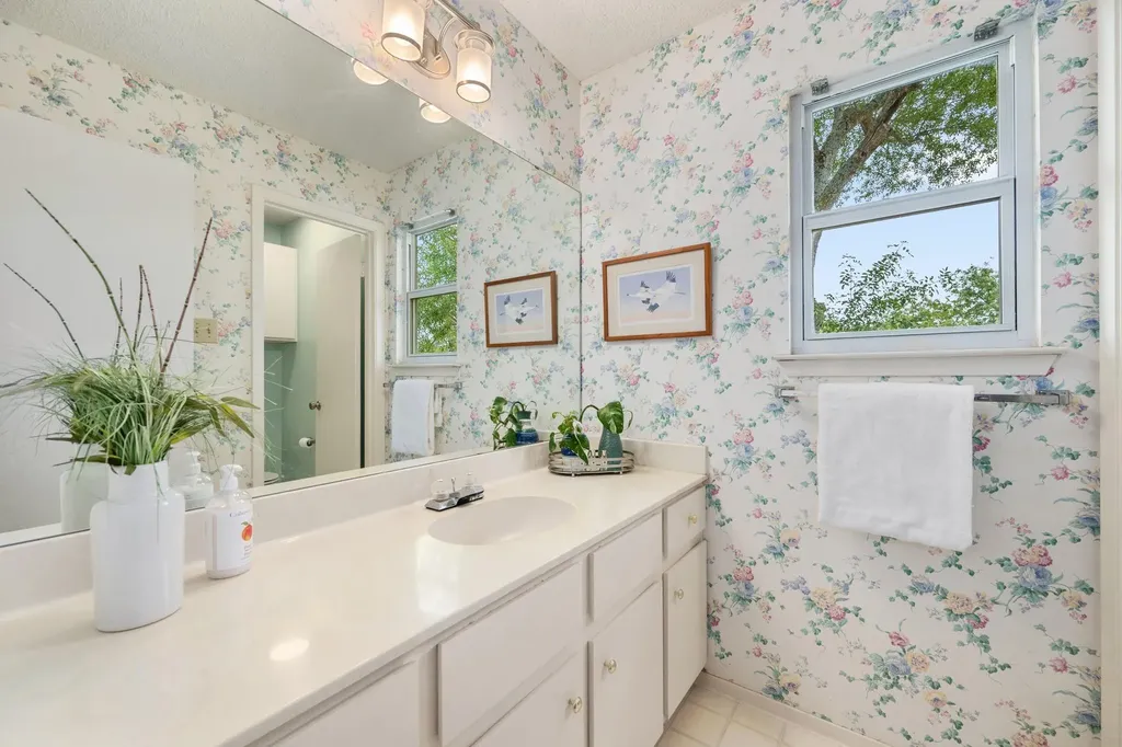 1700 E Messick Loop Round Rock TX 78681