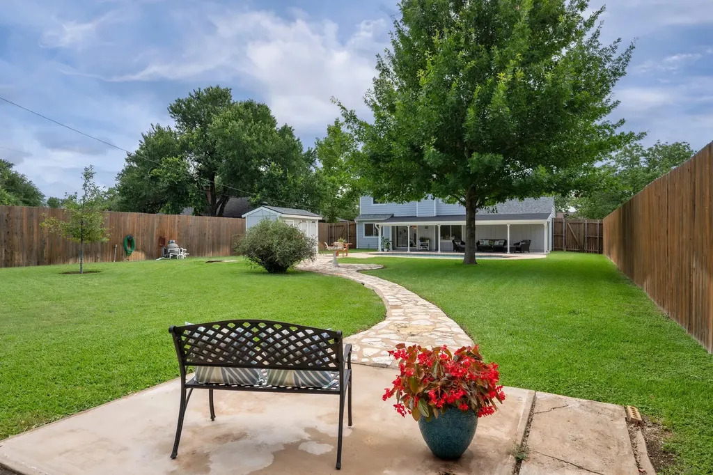 1700 E Messick Loop Round Rock TX 78681