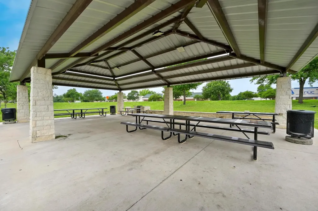 1700 E Messick Loop Round Rock TX 78681