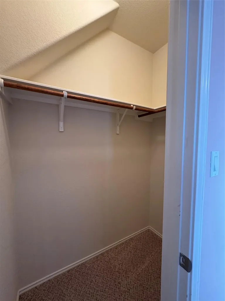 112 Eagle Owl Loop Leander TX 78641