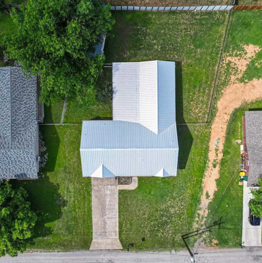 1207 Ash Drive Marble Falls TX 78654