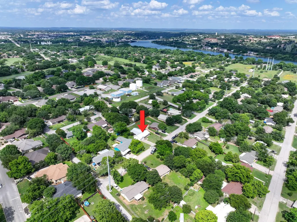 1207 Ash Drive Marble Falls TX 78654
