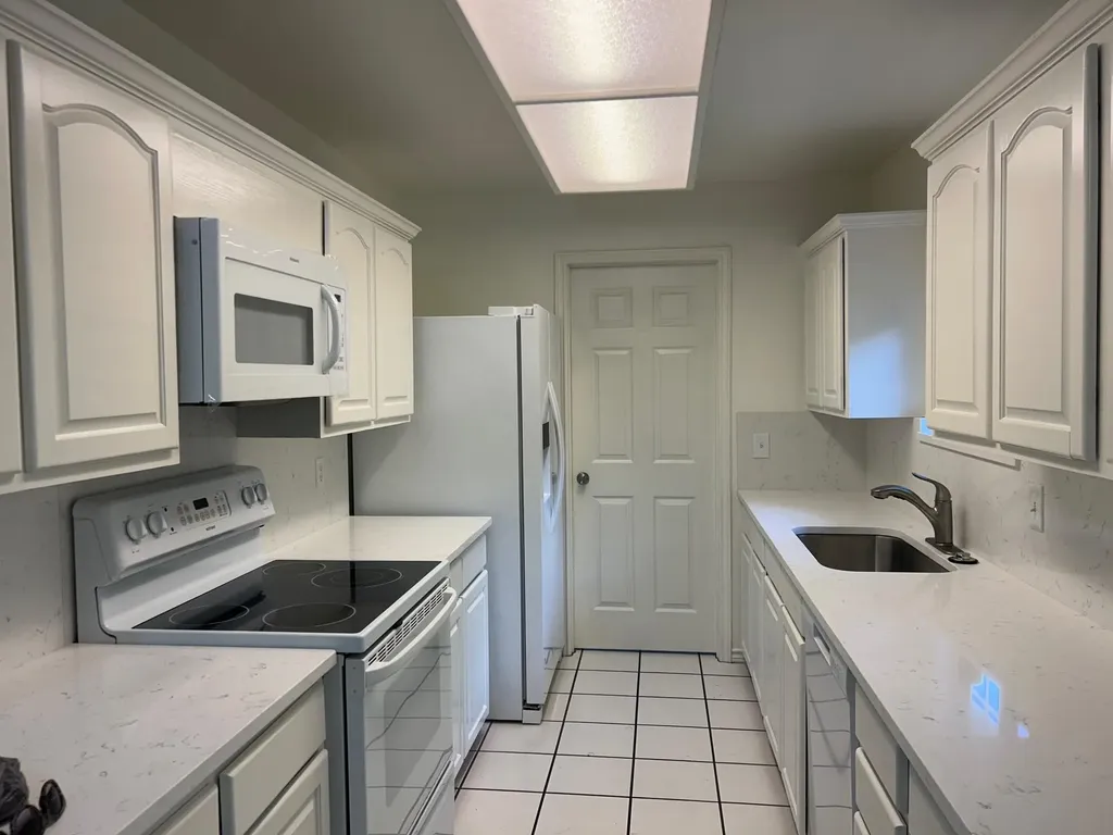 1207 Ash Drive Marble Falls TX 78654