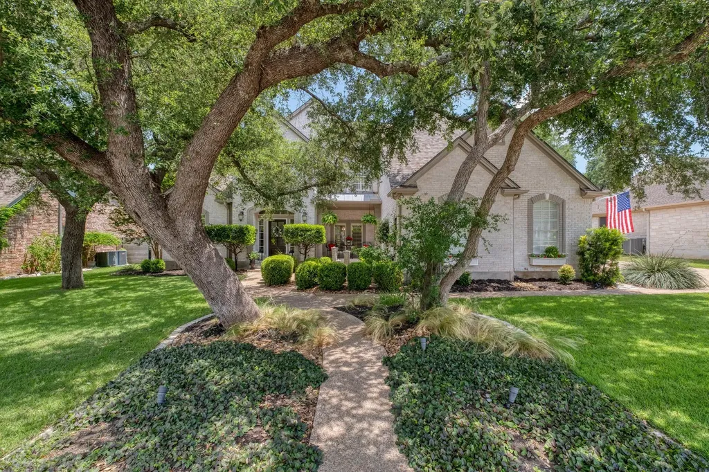 421 Champions Drive Georgetown TX 78628
