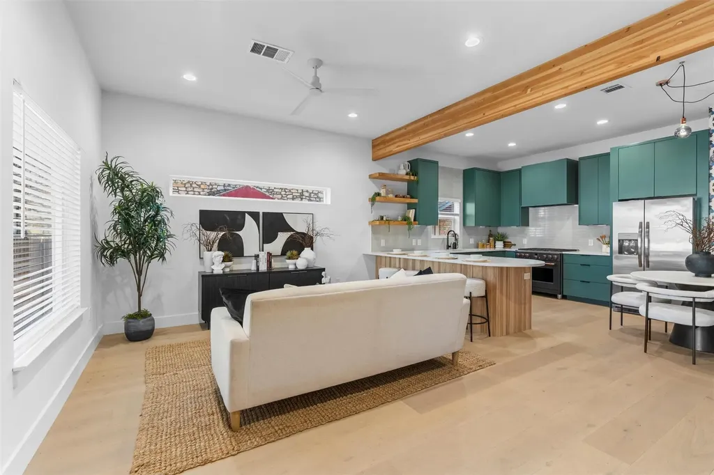 1209 Canterbury Street Austin TX 78702