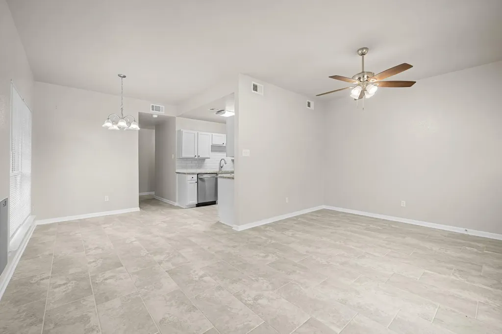 837 Eagles Way Leander TX 78641