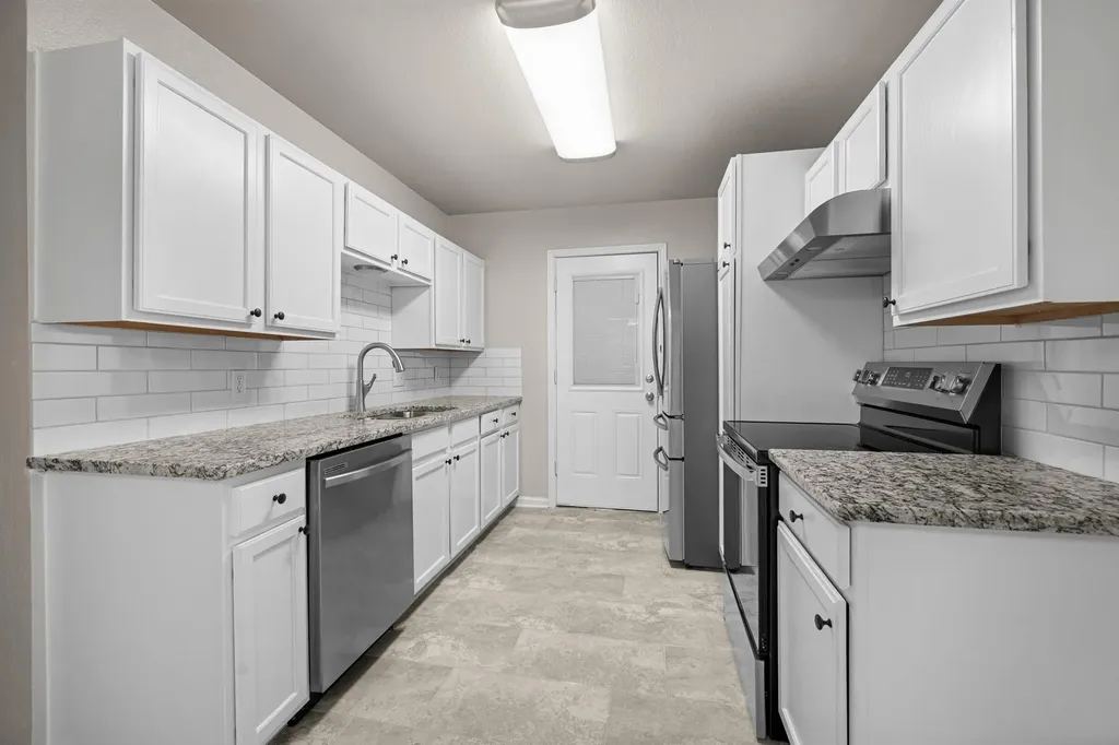 837 Eagles Way Leander TX 78641