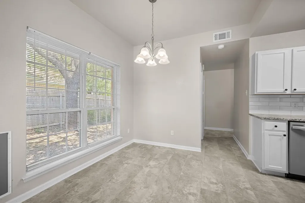 837 Eagles Way Leander TX 78641
