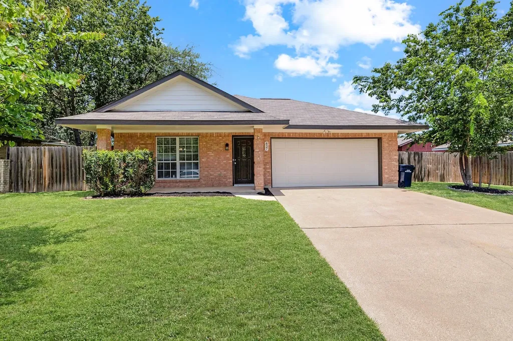 837 Eagles Way Leander TX 78641