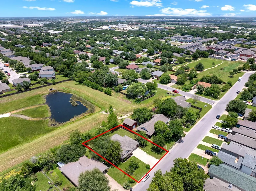 837 Eagles Way Leander TX 78641