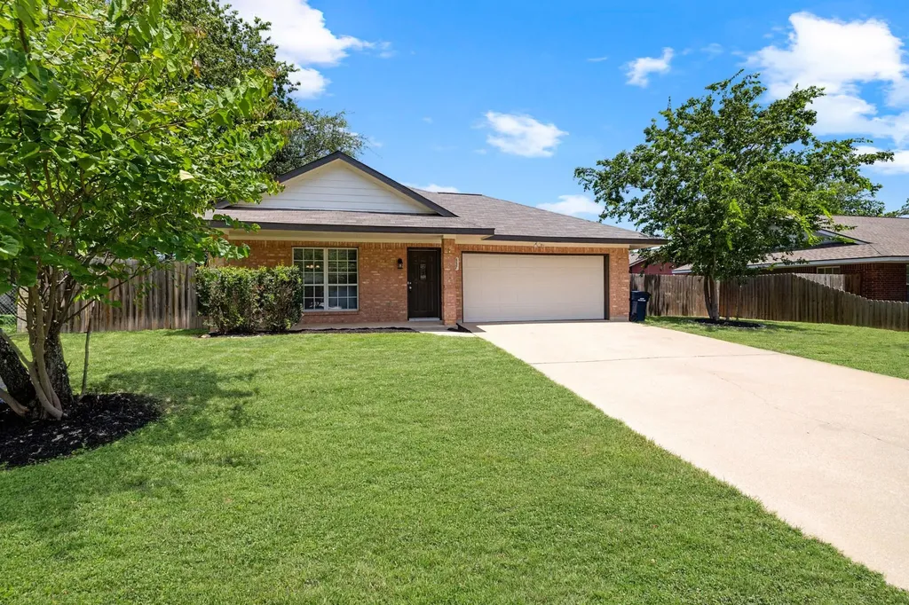 837 Eagles Way Leander TX 78641