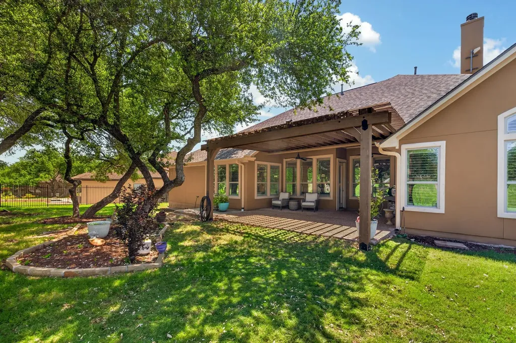 163 Estrella Crossing Georgetown TX 78628