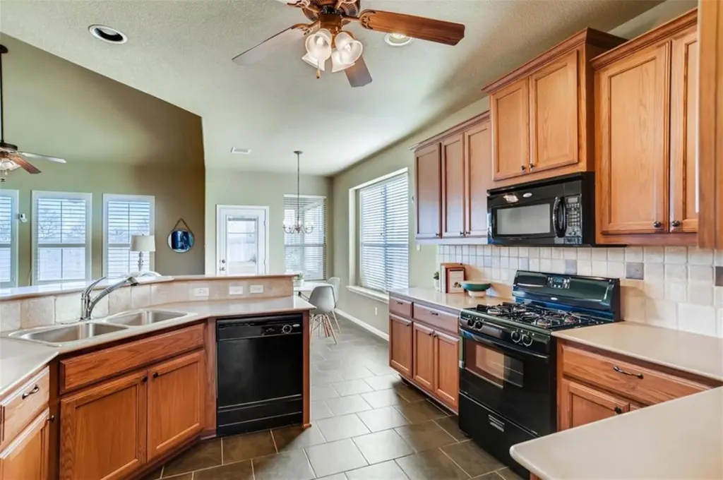 2409 Dovetail Street Pflugerville TX 78660