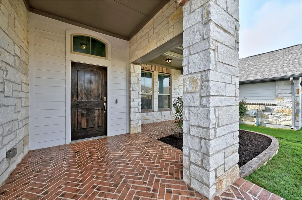 1320 Goldilocks Lane Manchaca TX 78652