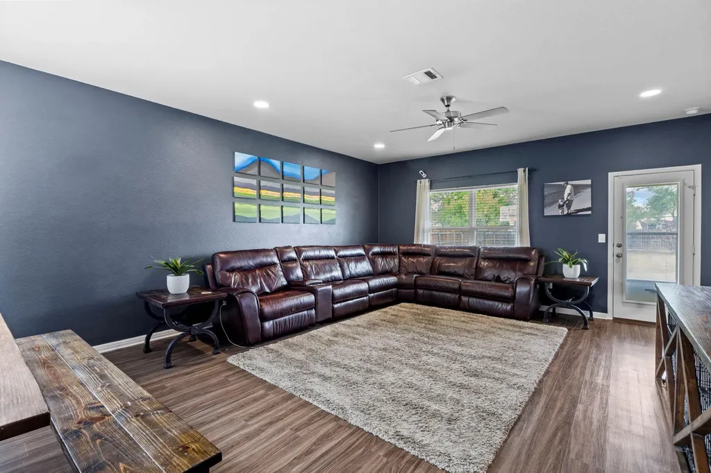 2417 Bridges Ranch Road Georgetown TX 78628