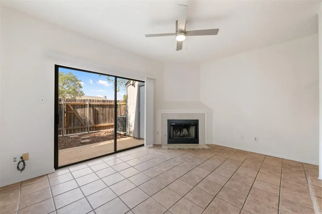1411 N Gracy Farms Lane N Austin TX 78758