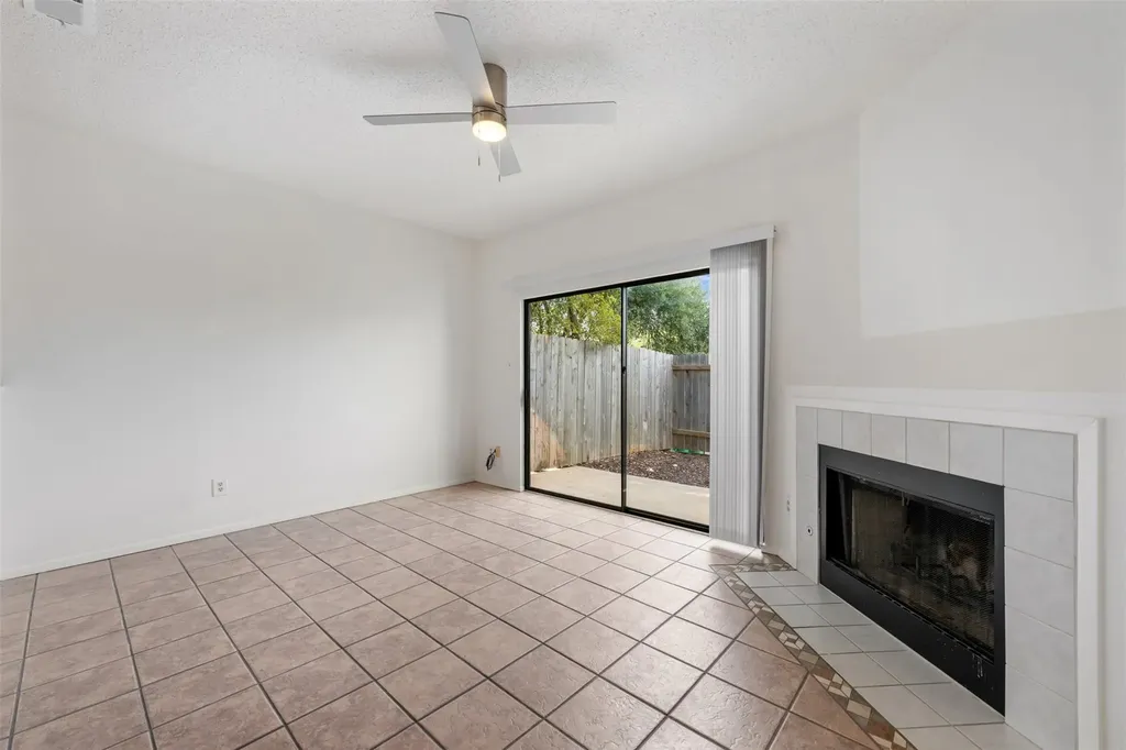 1411 N Gracy Farms Lane N Austin TX 78758