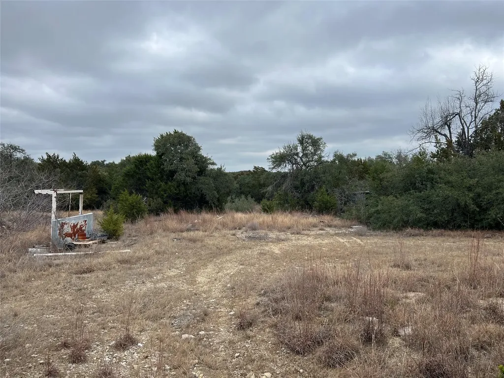 4 Anglin Lane Austin TX 78737