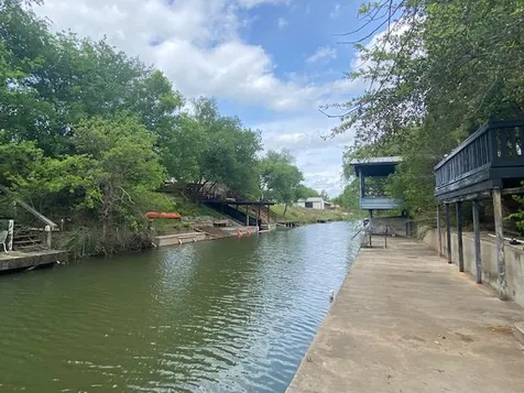 522 Circle Drive Sunrise Beach TX 78643