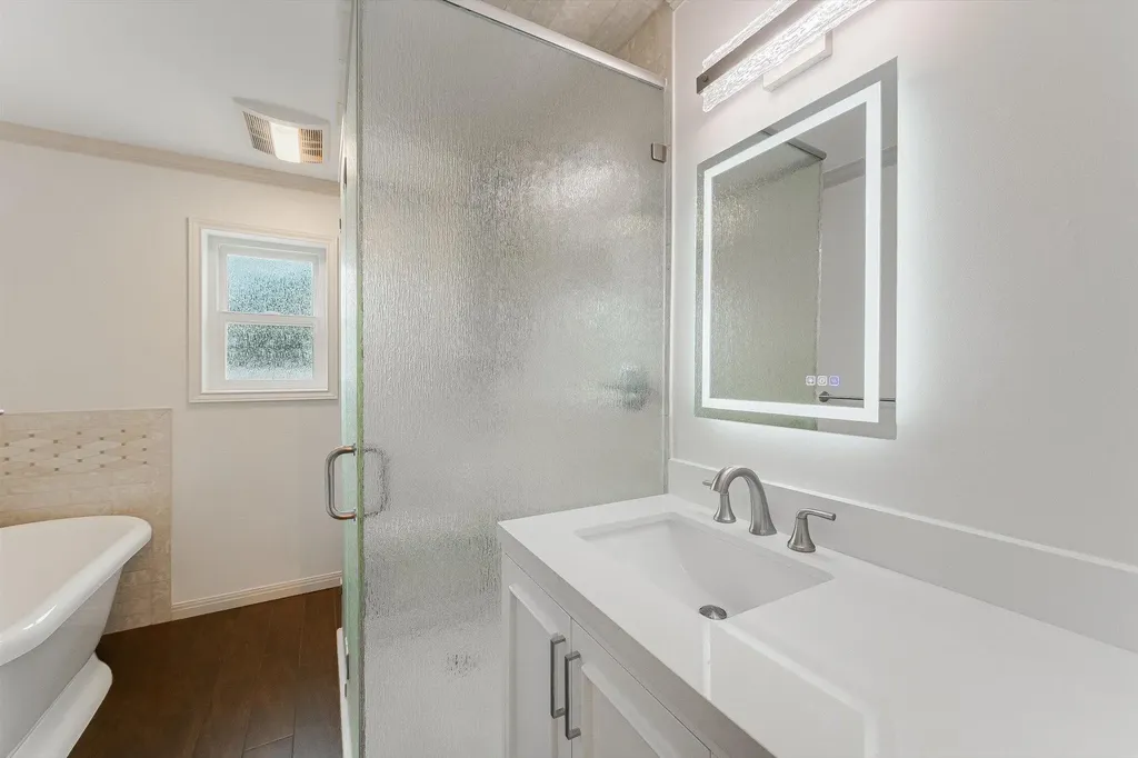 11906 Arch Hill Drive Austin TX 78750
