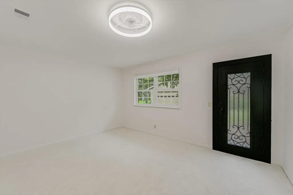 11906 Arch Hill Drive Austin TX 78750