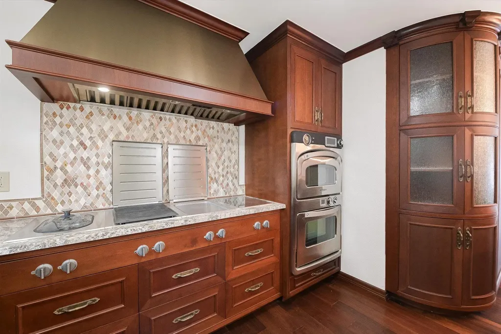 11906 Arch Hill Drive Austin TX 78750