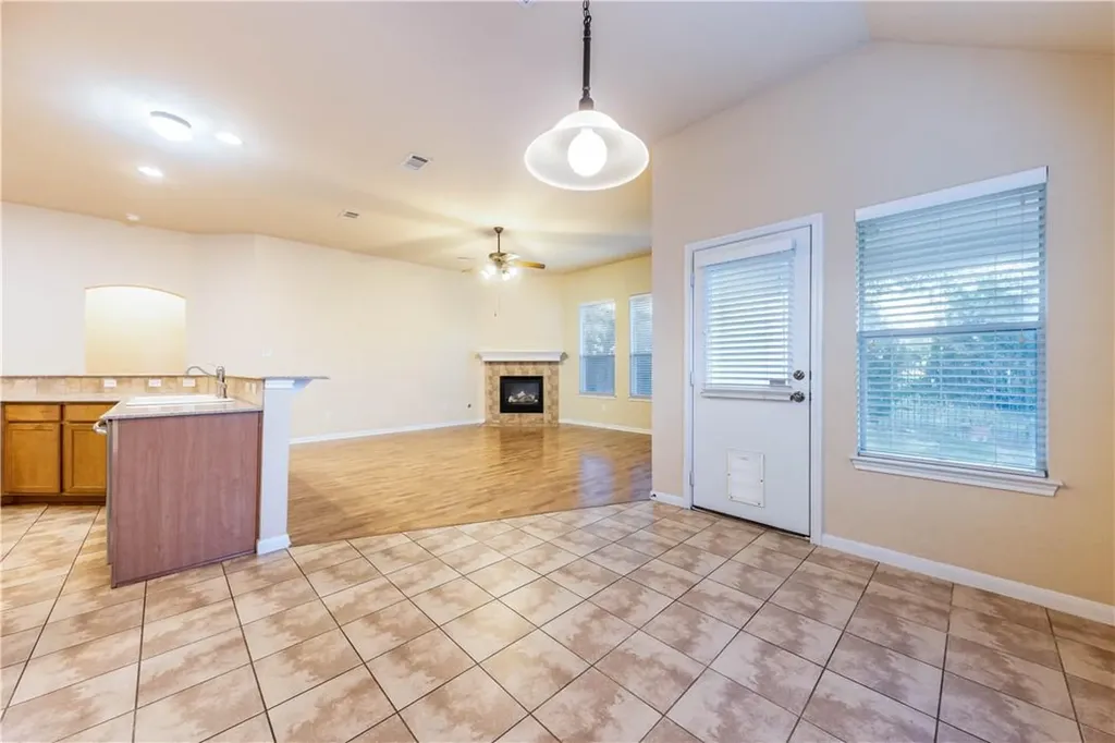 3509 Pine Needle Circle Round Rock TX 78681