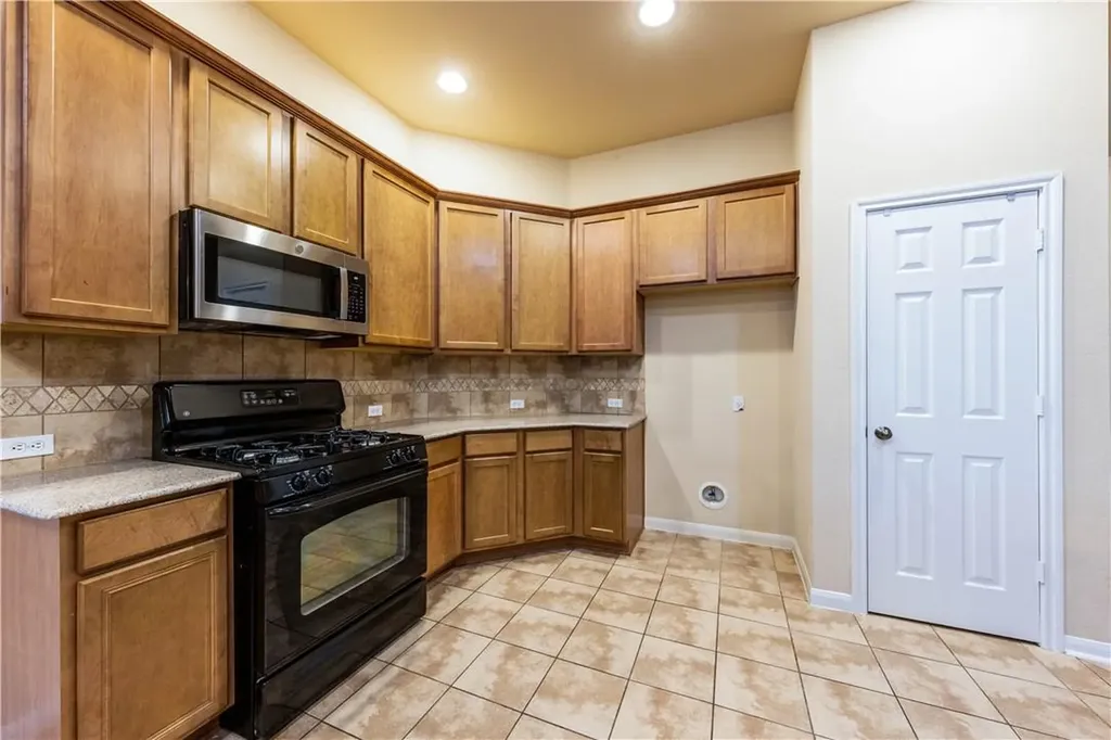 3509 Pine Needle Circle Round Rock TX 78681