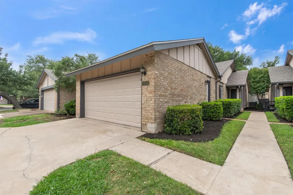 1003 Solano Drive Austin TX 78750