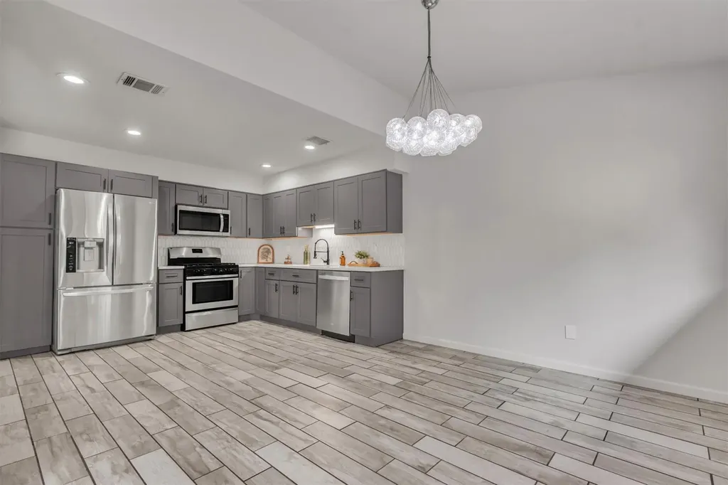 1003 Solano Drive Austin TX 78750