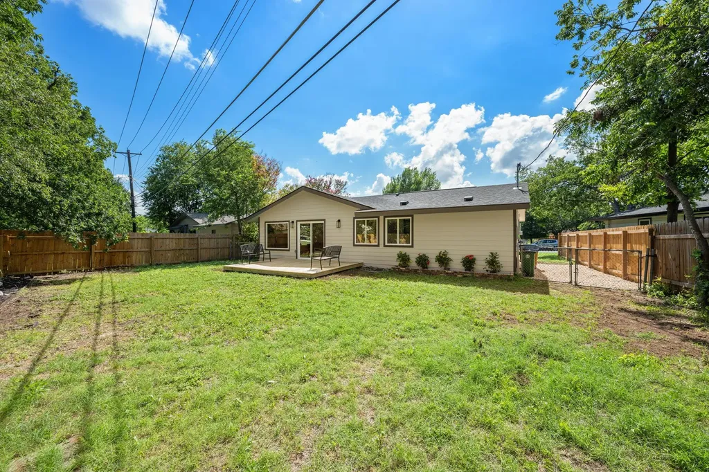 8411 Kimble Cove Austin TX 78757