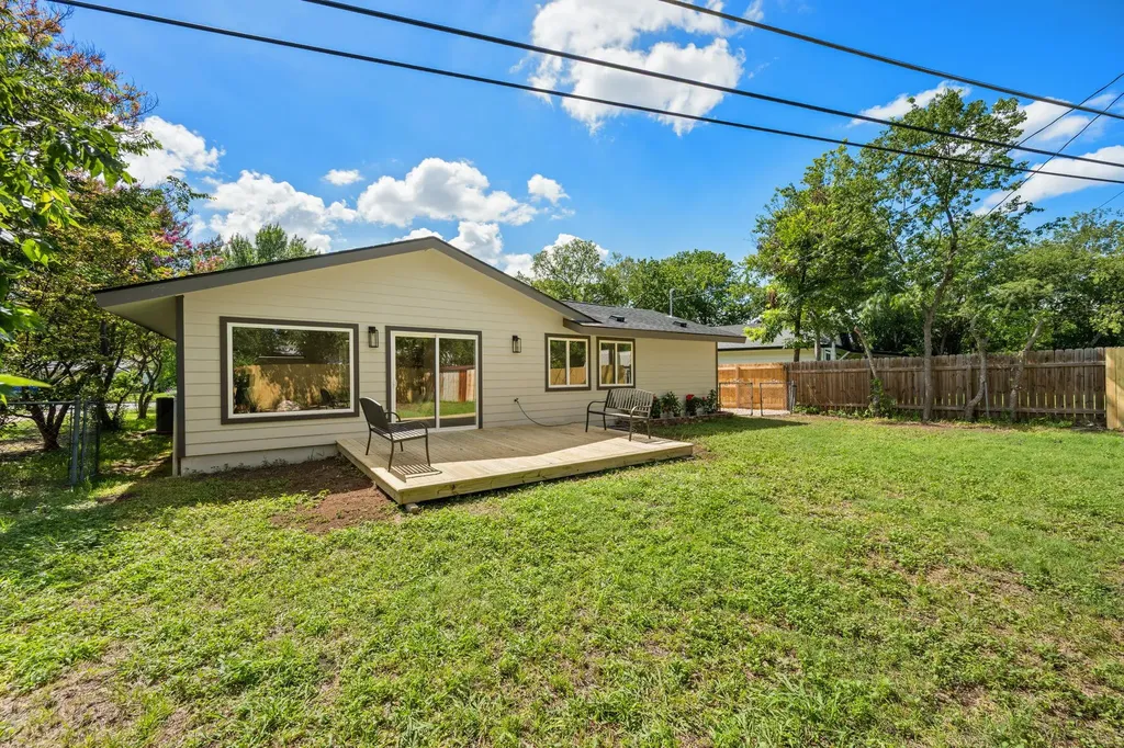 8411 Kimble Cove Austin TX 78757