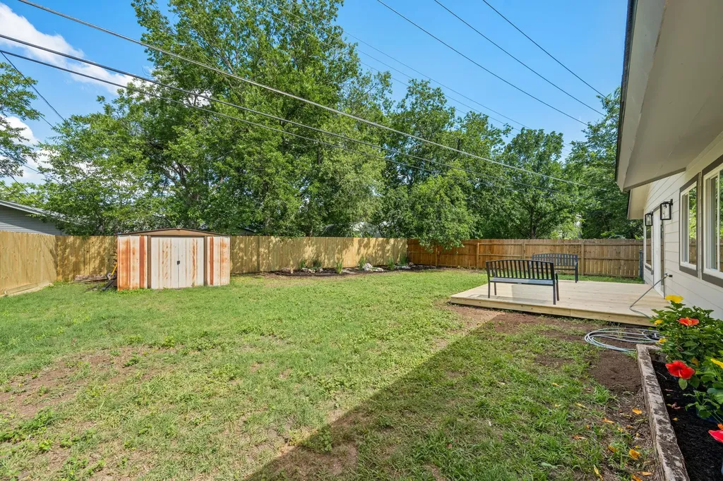 8411 Kimble Cove Austin TX 78757