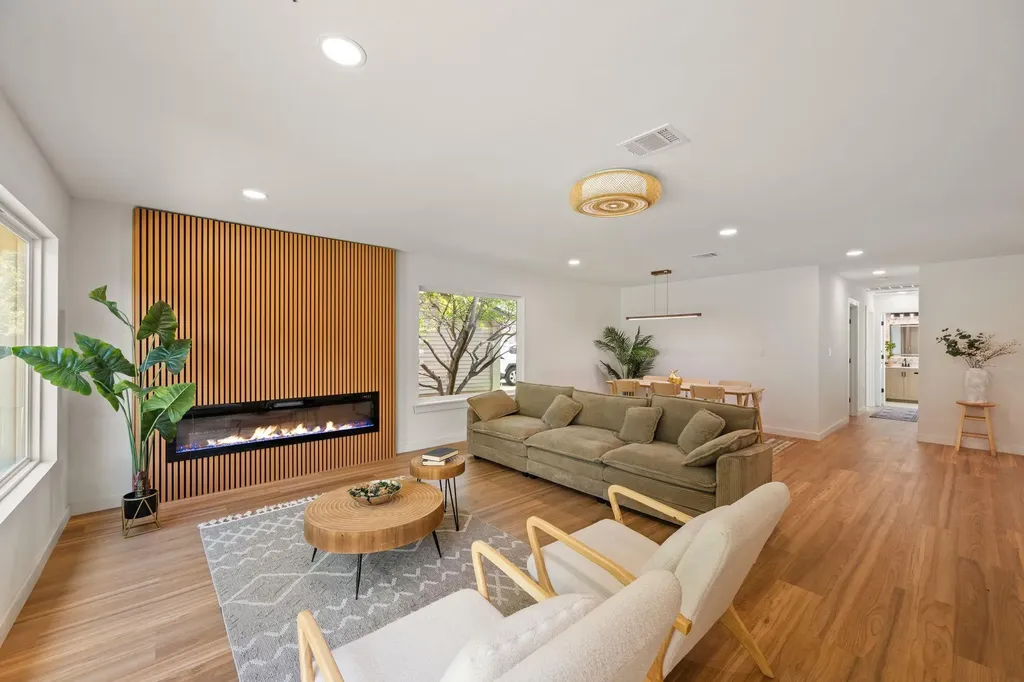 8411 Kimble Cove Austin TX 78757
