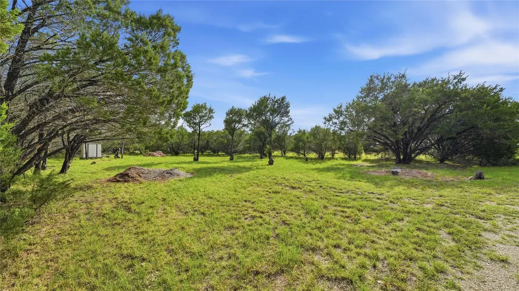 30 Meadow Oak Court Wimberley TX 78676