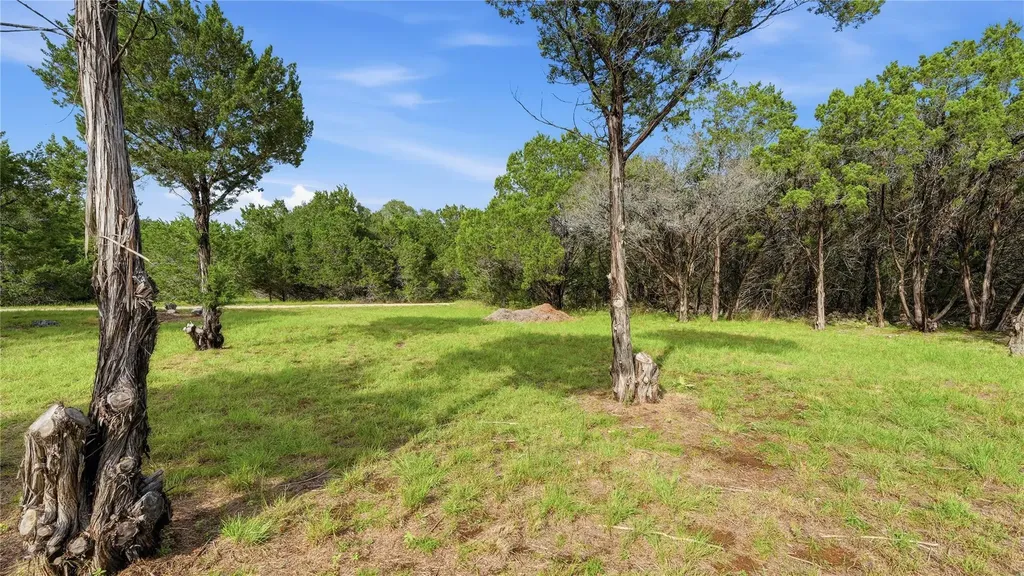 30 Meadow Oak Court Wimberley TX 78676
