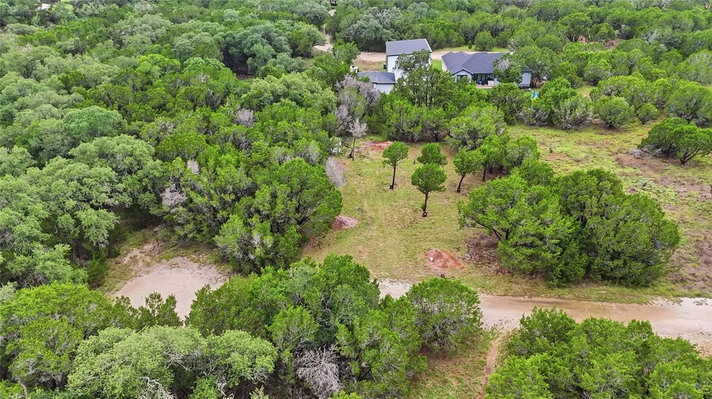 30 Meadow Oak Court Wimberley TX 78676