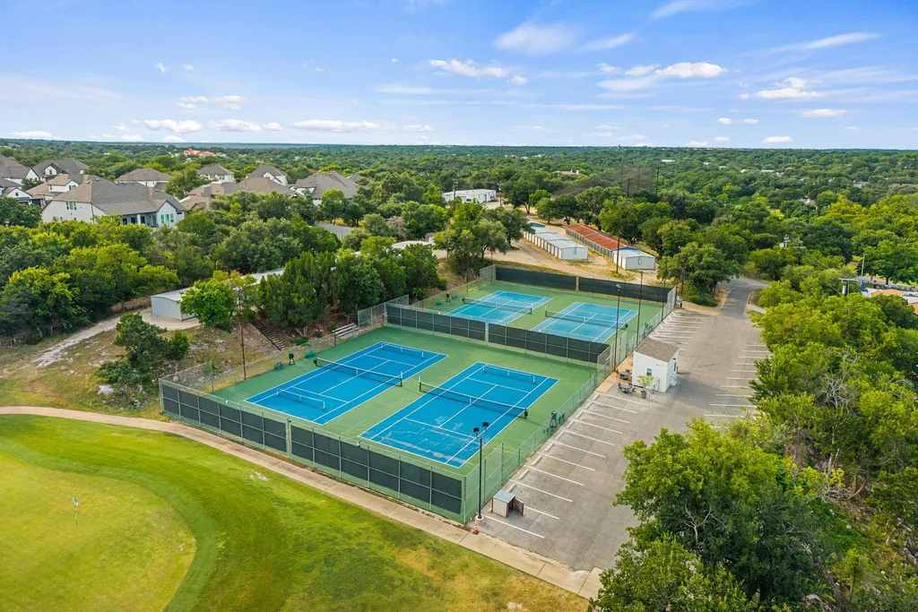 112 Springhouse Road Georgetown TX 78628