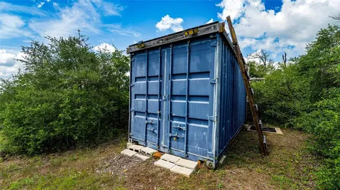 1470 22 Hills Road Gause TX 77857