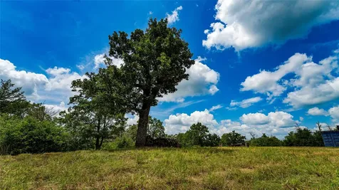 1470 22 Hills Road Gause TX 77857
