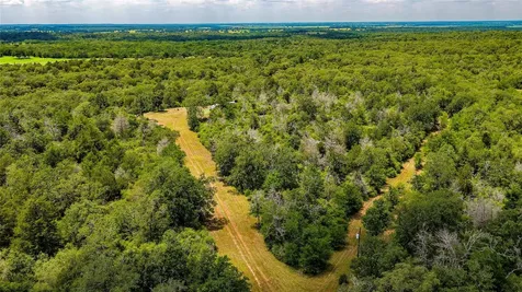 1470 22 Hills Road Gause TX 77857