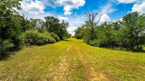 1470 22 Hills Road Gause TX 77857