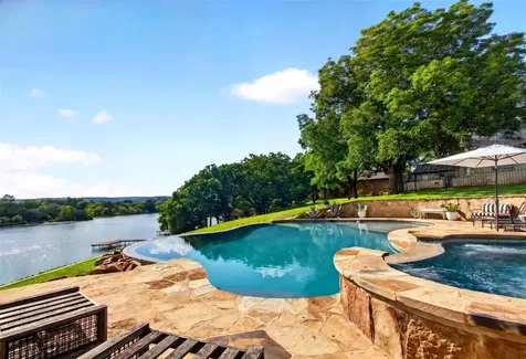 237 Waters Edge Burnet TX 78611