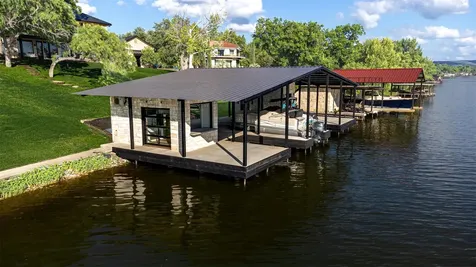 237 Waters Edge Burnet TX 78611