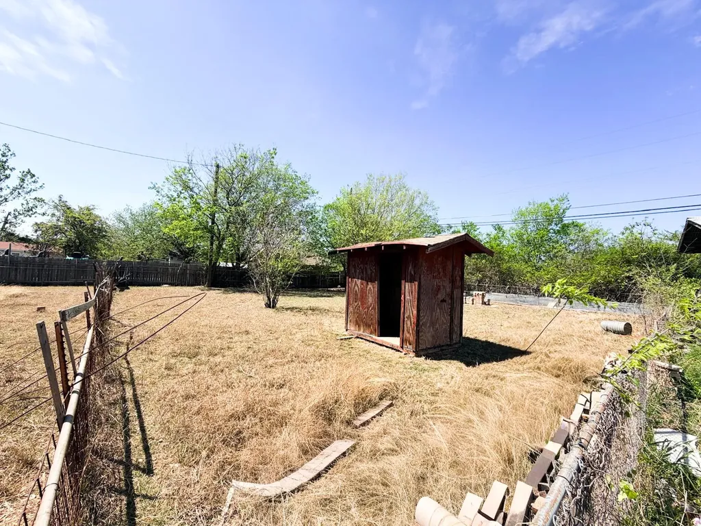 5206 N Imperial Drive Austin TX 78724