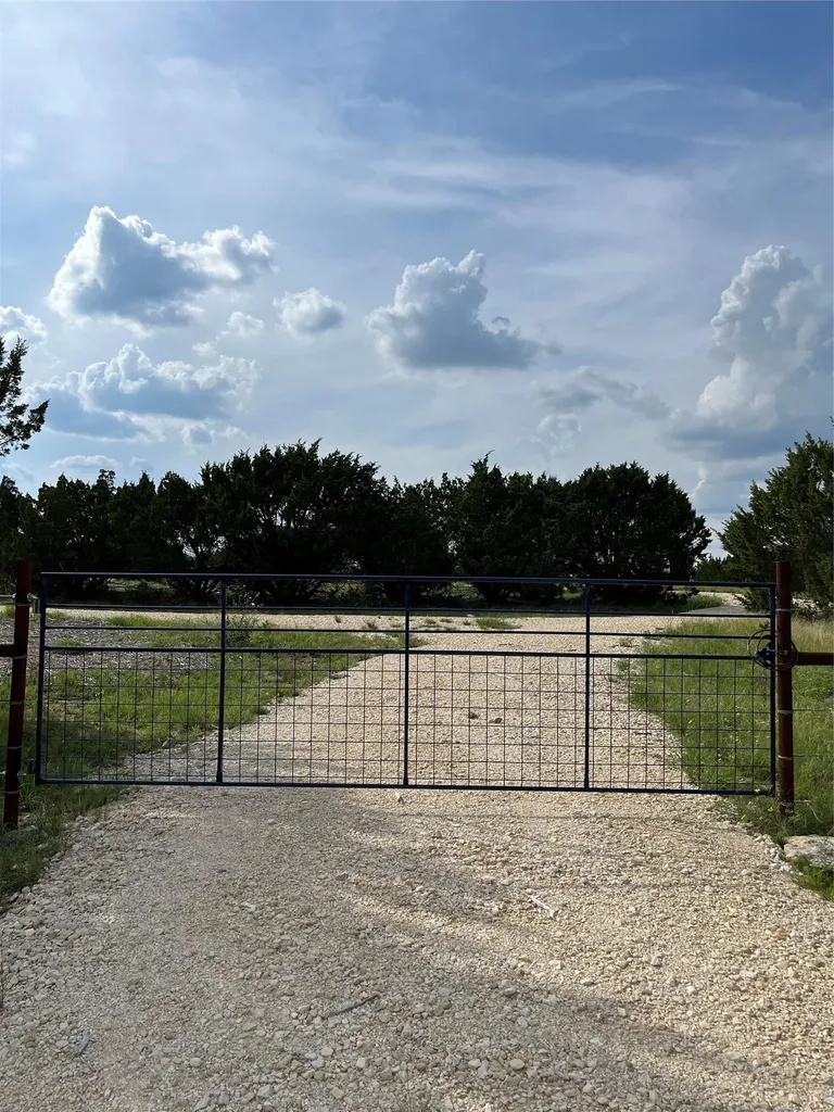 1745 County Road 2773 Lometa TX 76853