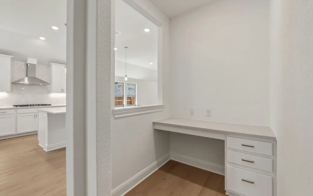 6900 Cliff Rose Drive Spicewood TX 78669