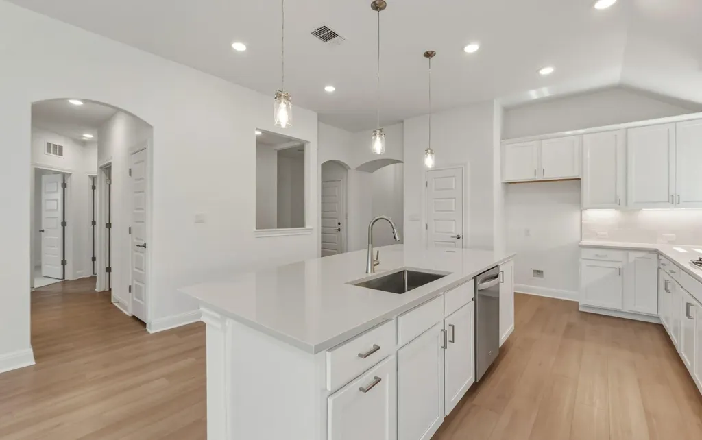 6900 Cliff Rose Drive Spicewood TX 78669