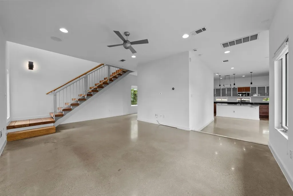 7404 Ava Lane Austin TX 78724