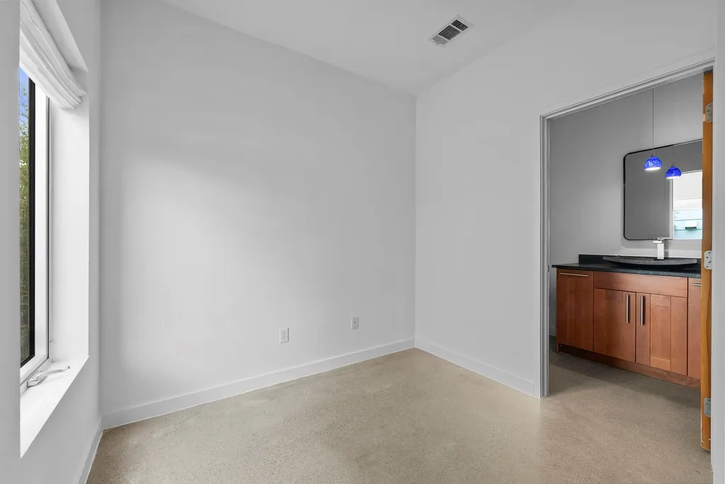 7404 Ava Lane Austin TX 78724